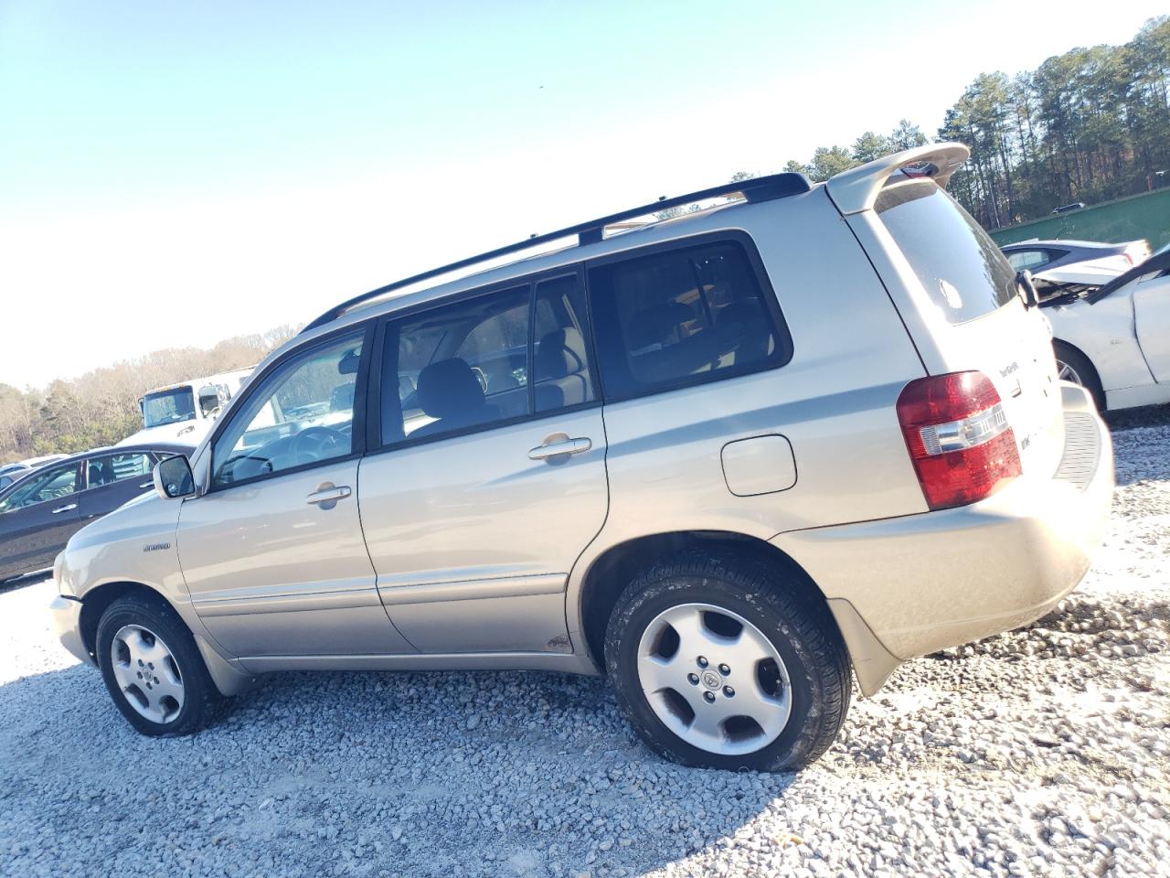 2004 Toyota Highlander VIN JTEEP21A940016624 Copart auction photo, minor dent/scratches damage thumbnail 2