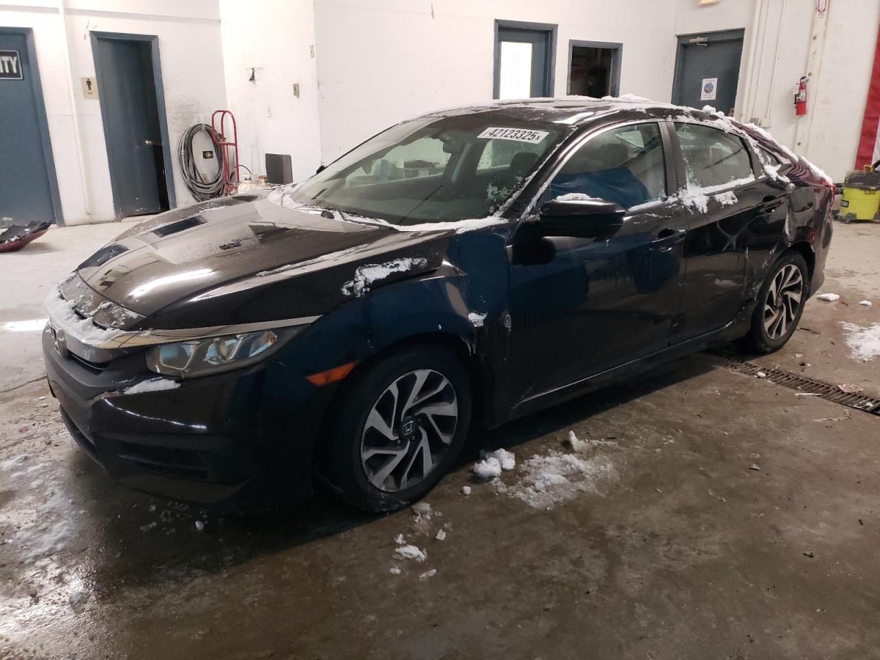 2018 Honda Civic VIN 19XFC2F73JE025260