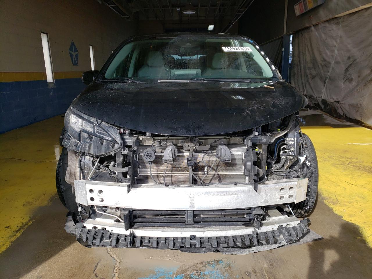 2022 Toyota Sienna VIN 5TDKRKECXNS106733 Copart auction photo, front end / side damage thumbnail 5