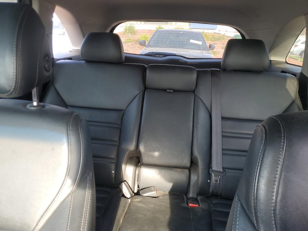 2017 KIA Sorento VIN 5XYPHDA52HG250659 Copart auction photo, stripped damage thumbnail 10