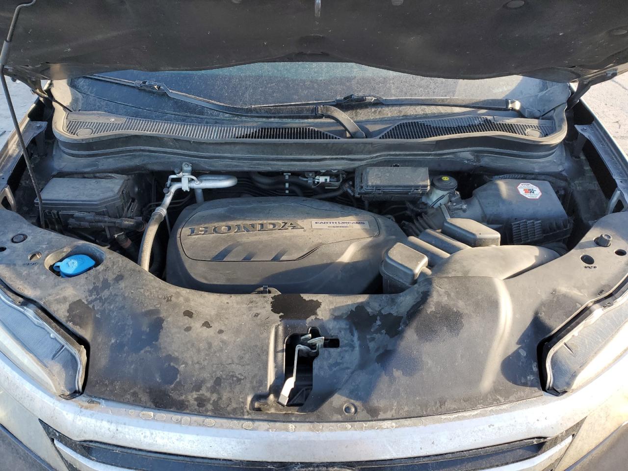 2016 Honda Pilot VIN 5FNYF6H08GB053064 Copart auction photo, front end / top/roof damage thumbnail 12