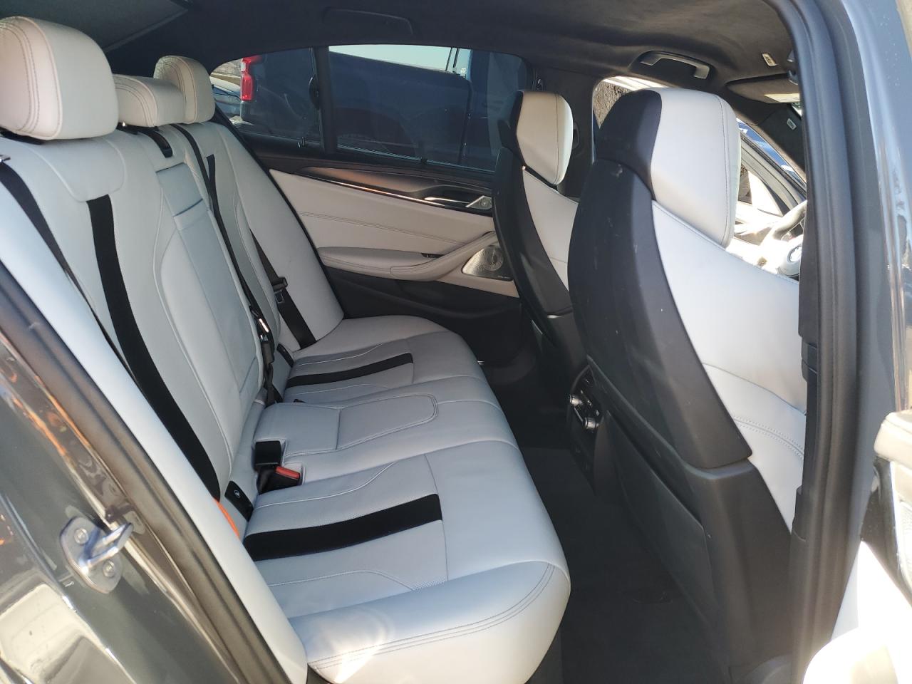 2019 BMW M5 VIN WBSJF0C59KB285517 Copart auction photo, side / front end damage thumbnail 10