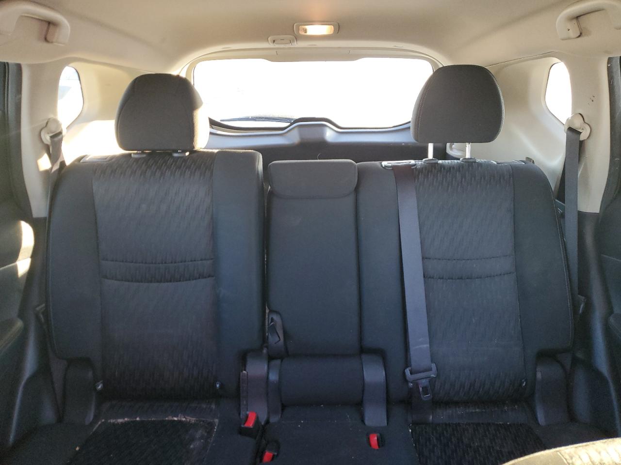 2017 Nissan Rogue VIN KNMAT2MT5HP589271 Copart auction photo, rear end / minor dent/scratches damage thumbnail 10