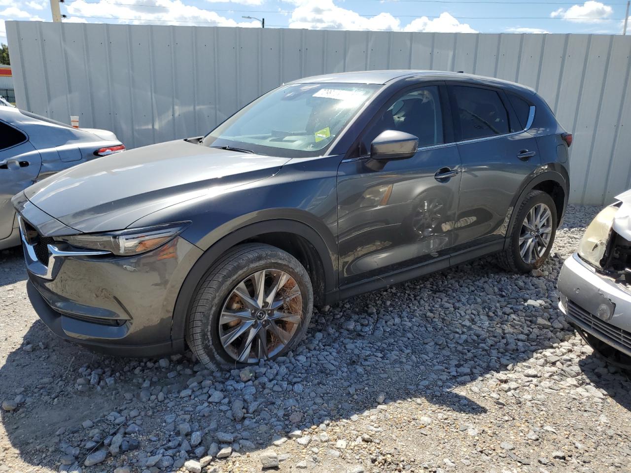 2021 Mazda CX-5 VIN JM3KFADMXM0428357