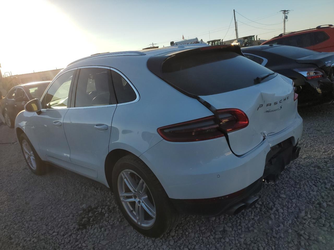 2017 Porsche Macan VIN WP1AB2A5XHLB13242 Copart auction photo, rear end damage thumbnail 2
