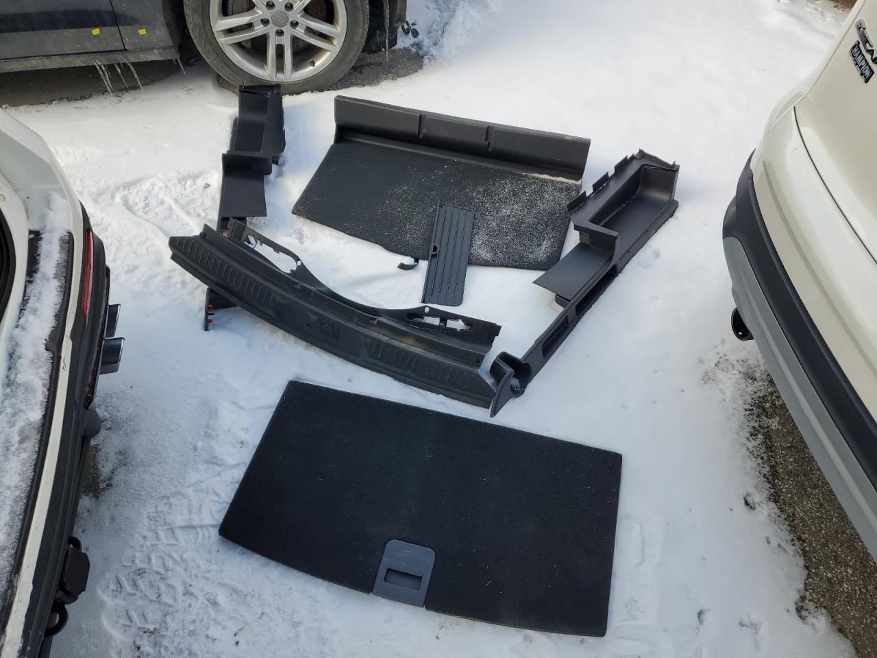 2020 Ford Explorer VIN 1FM5K8GC1LGB40077 Copart auction photo, rear end damage thumbnail 13