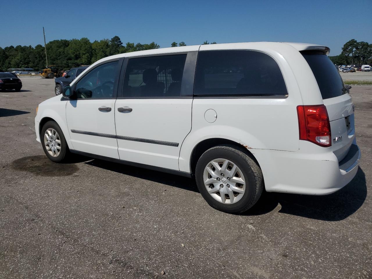 2014 RAM Cargo Van Tradesman VIN 2C4JRGAG4ER346127 Copart auction photo, mechanical / undercarriage damage thumbnail 2