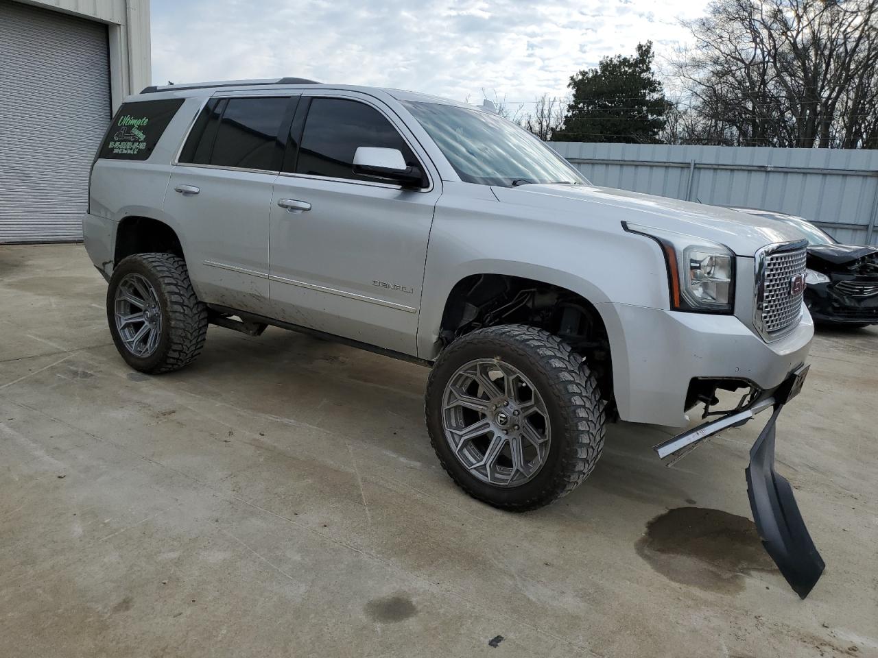 2017 GMC Yukon VIN 1GKS1CKJ9HR248322 Copart auction photo, front end damage thumbnail 4