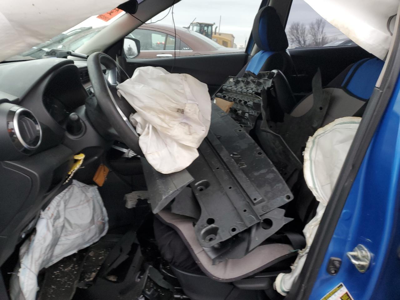 2021 Nissan Kicks VIN 3N1CP5CV1ML495155 Copart auction photo, front end / side damage thumbnail 7