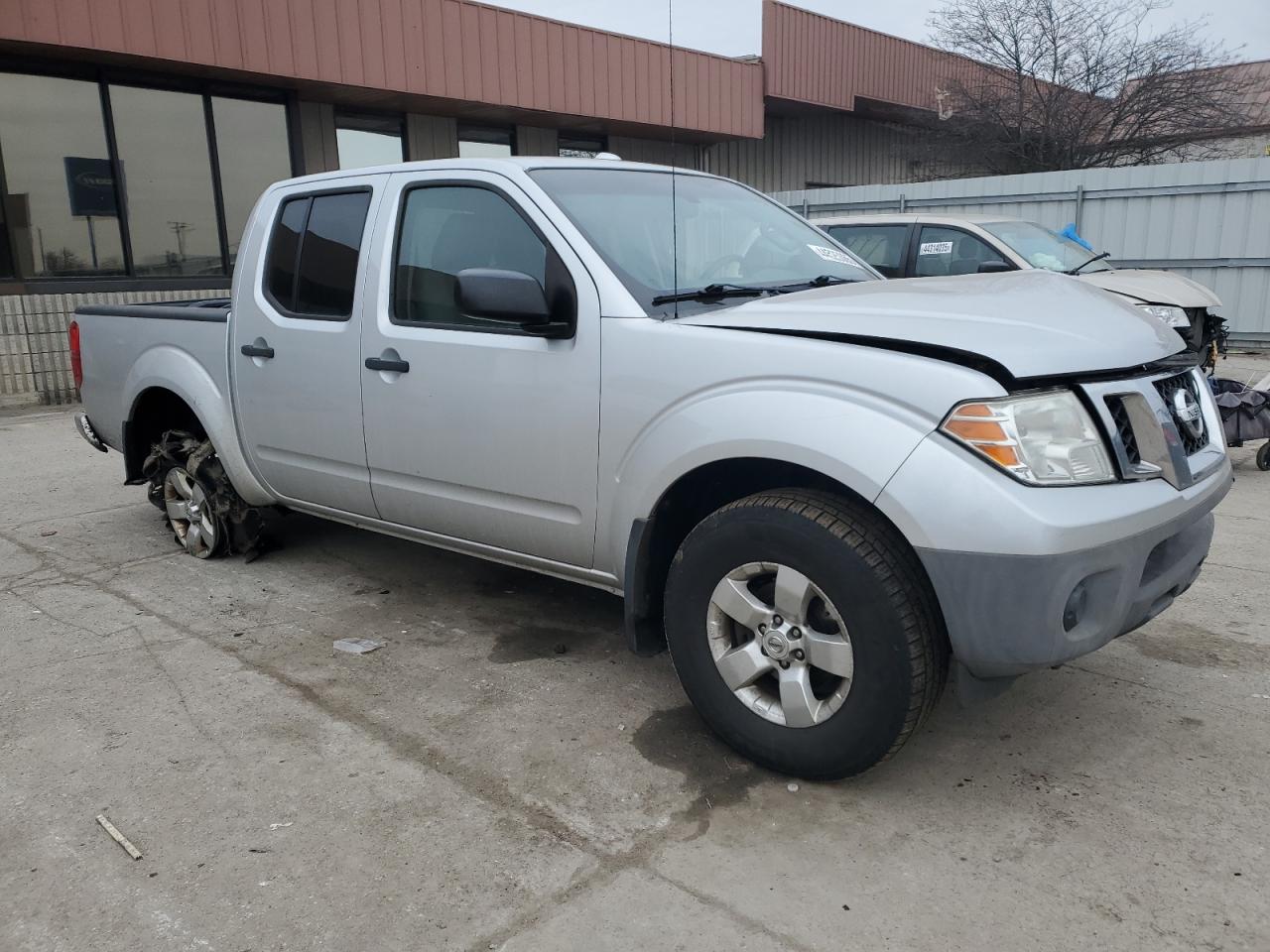 2012 Nissan Navara (Frontier) VIN 1N6AD0EV0CC464824 Copart auction photo, front end / side damage thumbnail 4