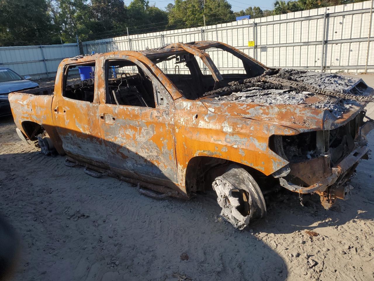 2014 Toyota Tundra VIN 5TFEY5F18EX162355 Copart auction photo, burn damage thumbnail 4