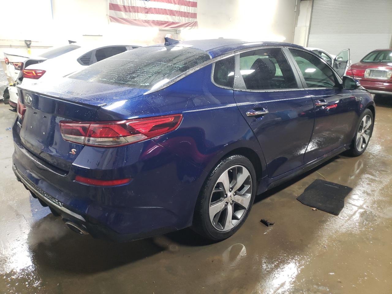 2019 KIA Optima VIN 5XXGT4L31KG334817 Copart auction photo, side / front end damage thumbnail 3