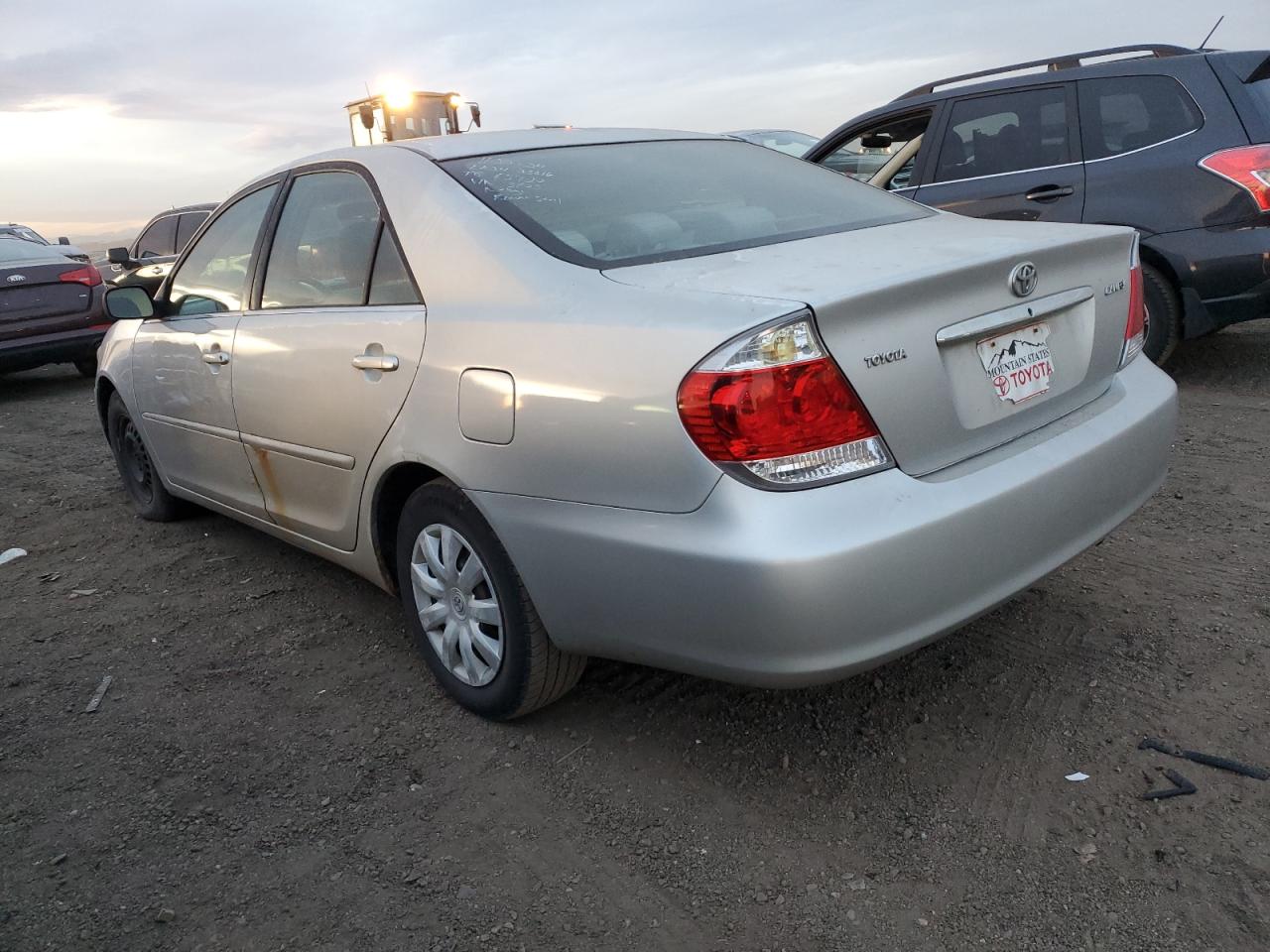 2006 Toyota Camry VIN 4T1BE32K46U643703 Copart auction photo, vandalism / mechanical damage thumbnail 2