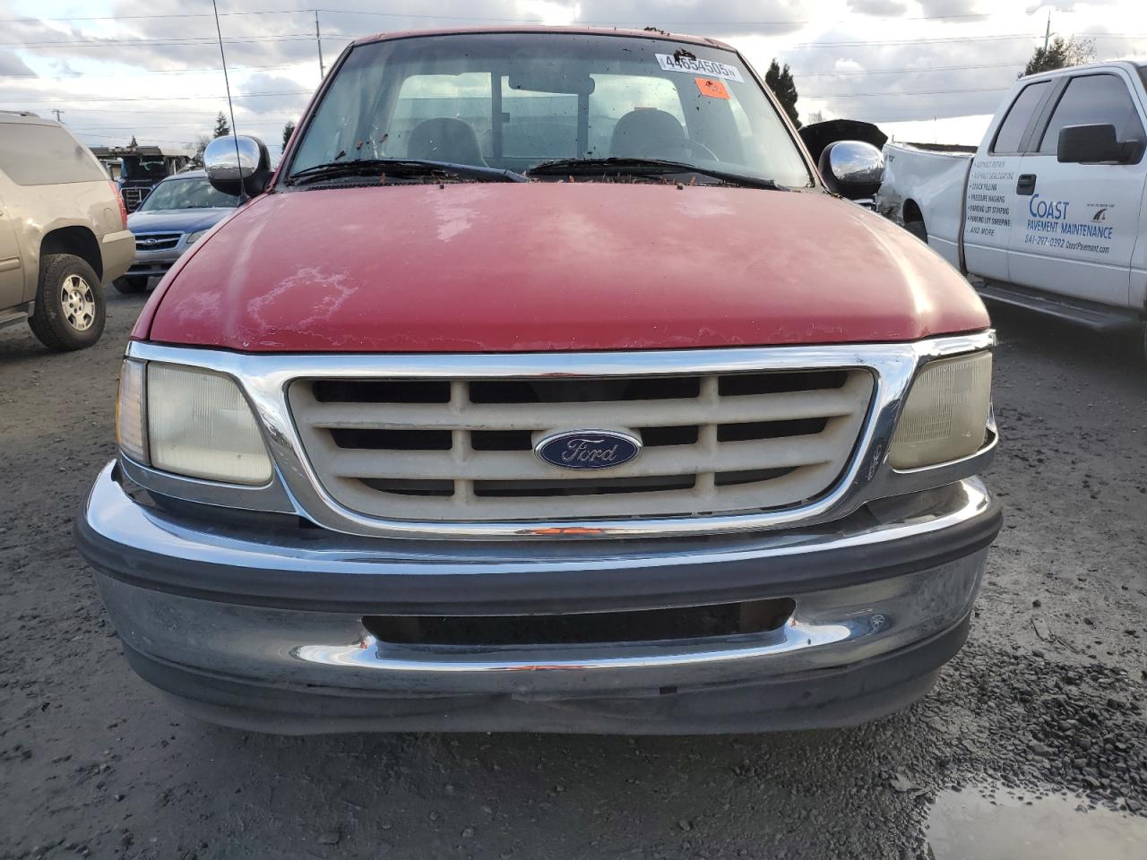 1998 Ford F-150 VIN 2FTZF07W7WCA82990 Copart auction photo, front end damage thumbnail 5