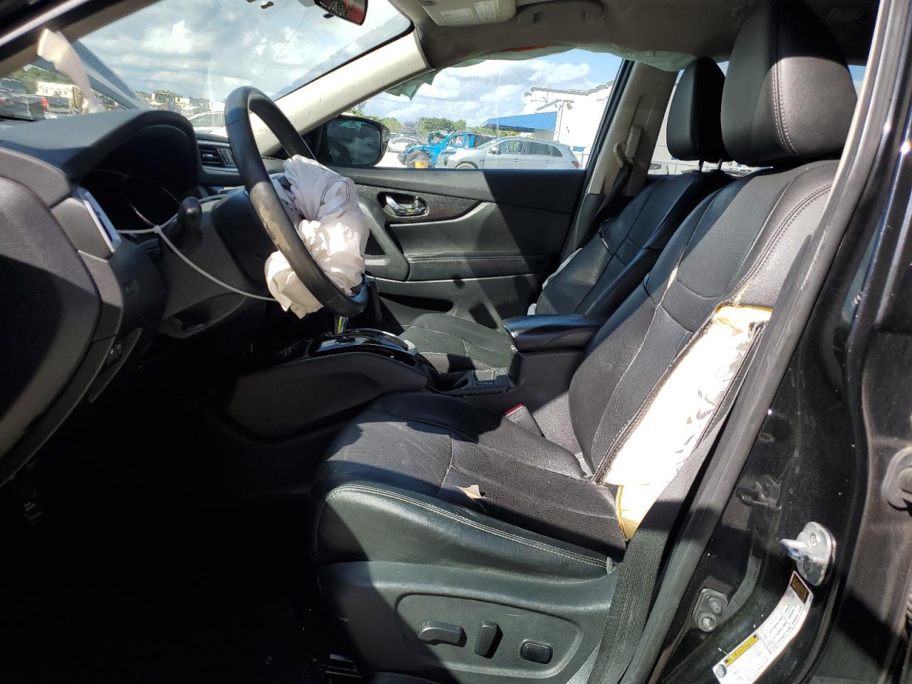2016 Nissan Rogue VIN 5N1AT2MTXGC788415 Copart auction photo, side / front end damage thumbnail 7