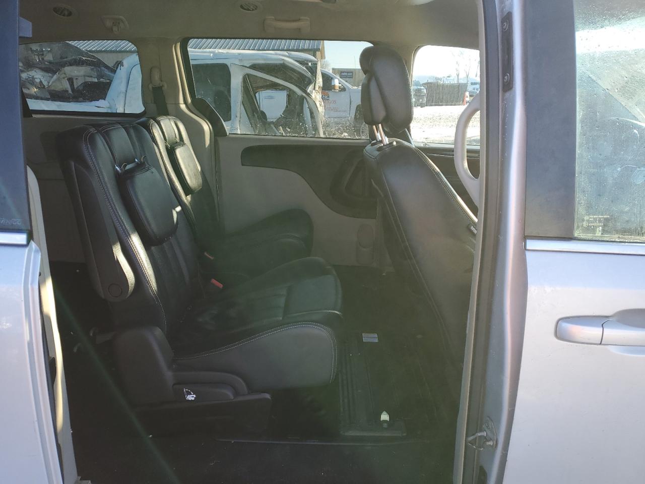2012 Chrysler Town & Country VIN 2C4RC1BG5CR282371 Copart auction photo, side damage thumbnail 10