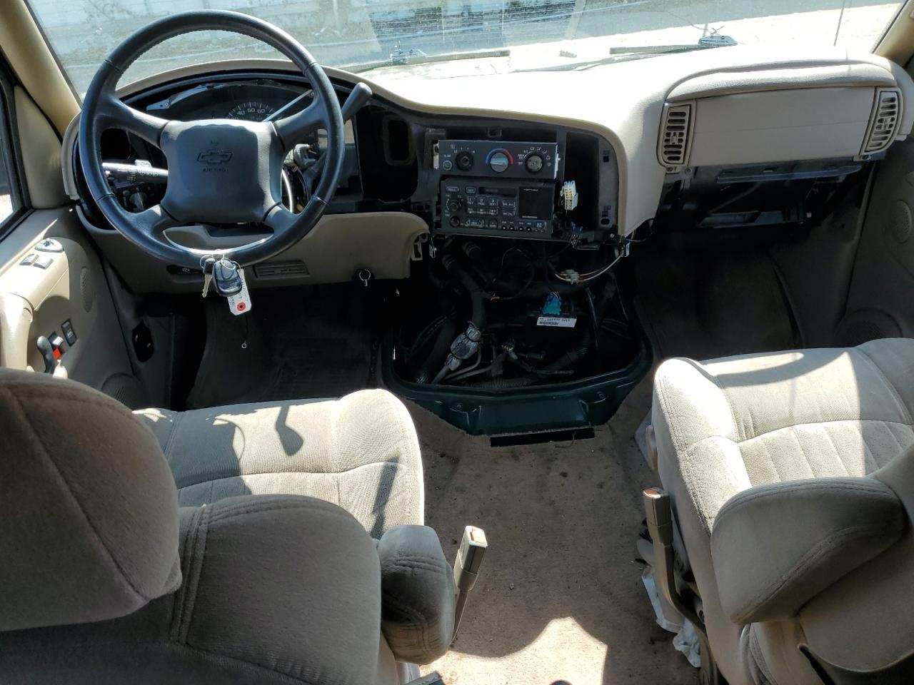 1998 Chevrolet Astro VIN 1GNDM19W8WB200244 Copart auction photo, water/flood damage thumbnail 8
