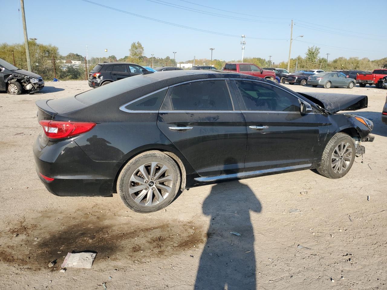 2017 Hyundai Sonata VIN 5NPE34AF3HH469539 Copart auction photo, front end / minor dent/scratches damage thumbnail 3