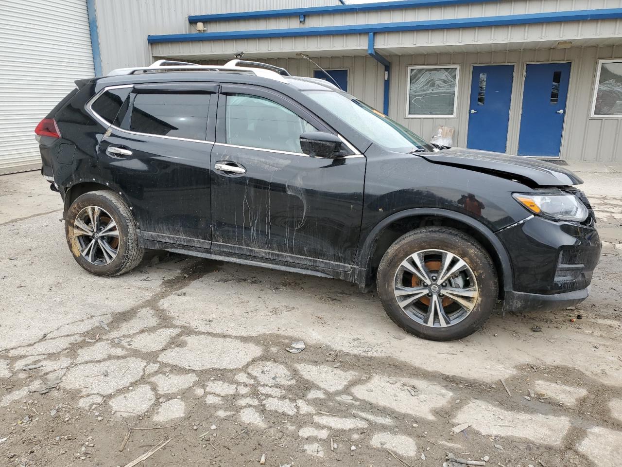 2020 Nissan Rogue VIN 5N1AT2MVXLC735368 Copart auction photo, all over damage thumbnail 4