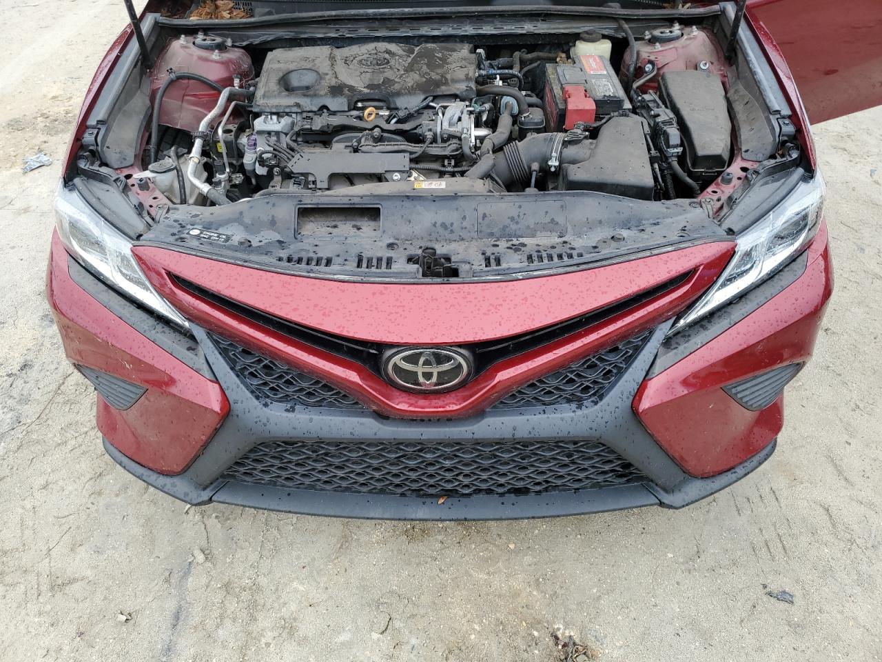2018 Toyota Camry VIN 4T1B11HK1JU557877 Copart auction photo, side damage thumbnail 11