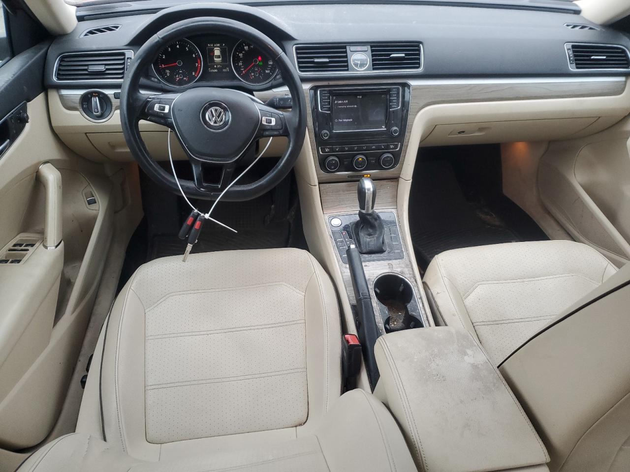 2017 Volkswagen Passat VIN 1VWGT7A30HC057720 Copart auction photo, front end / minor dent/scratches damage thumbnail 8