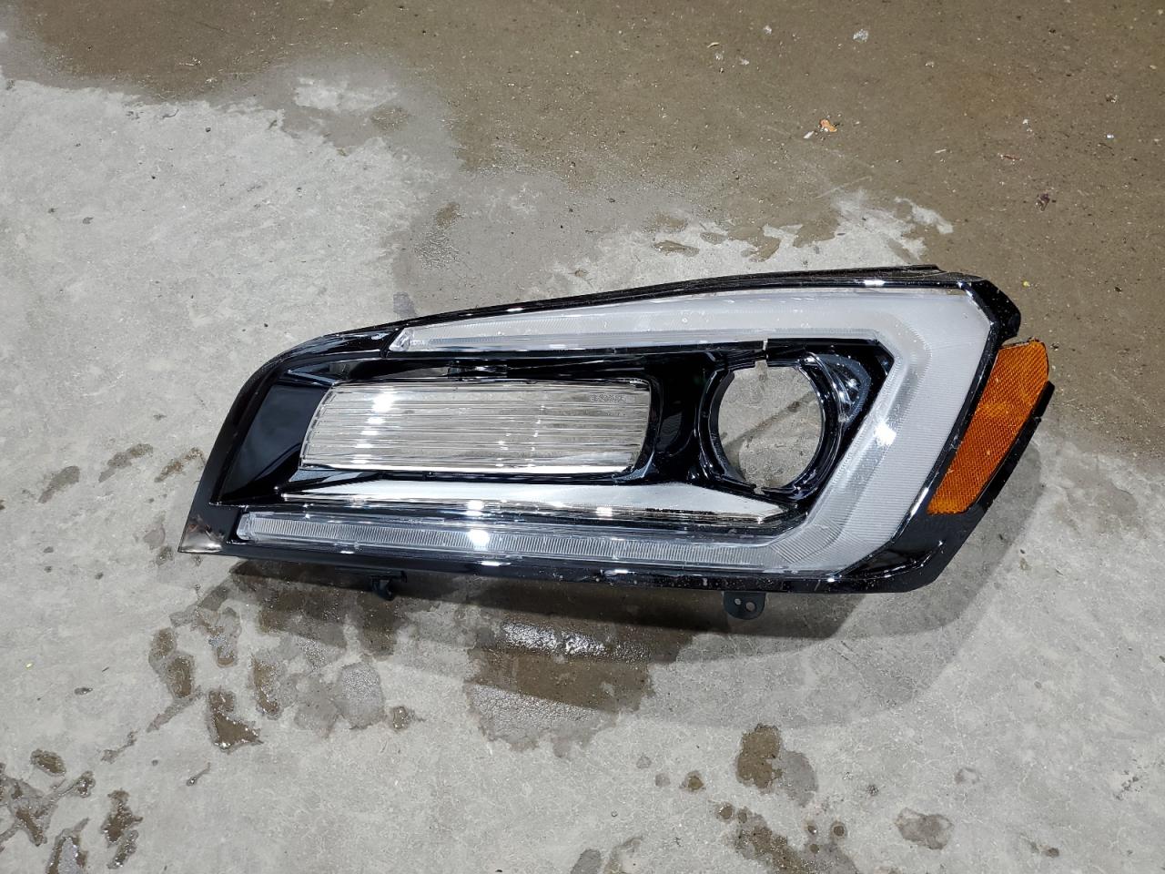 2015 GMC Acadia VIN 1GKKVPKD1FJ358007 Copart auction photo, front end damage thumbnail 13