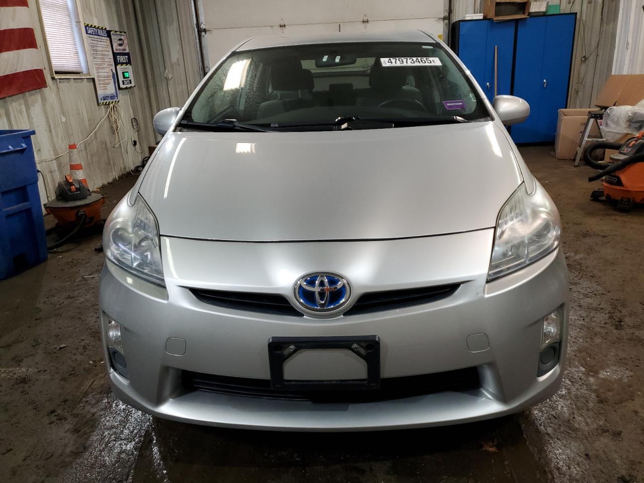 2011 Toyota Prius VIN JTDKN3DUXB1407653 Copart auction photo, vandalism / minor dent/scratches damage thumbnail 5