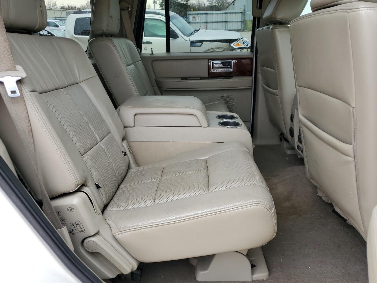 2012 Lincoln Navigator VIN 5LMJJ2H58CEL05100 Copart auction photo, front end / undercarriage damage thumbnail 11