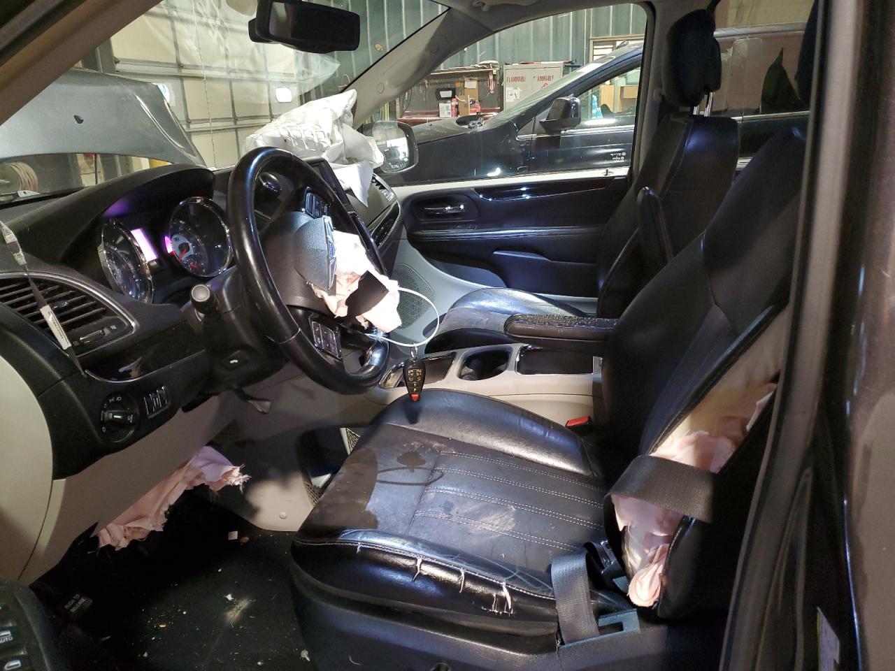 2014 Chrysler Town & Country VIN 2C4RC1CG9ER460798 Copart auction photo, front end / mechanical damage thumbnail 7