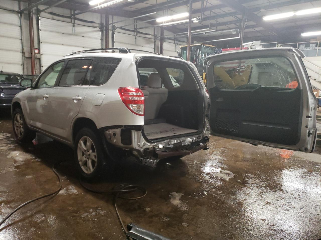 2012 Toyota RAV 4 VIN JTMBF4DV7C5054696 Copart auction photo, rear end / minor dent/scratches damage thumbnail 2
