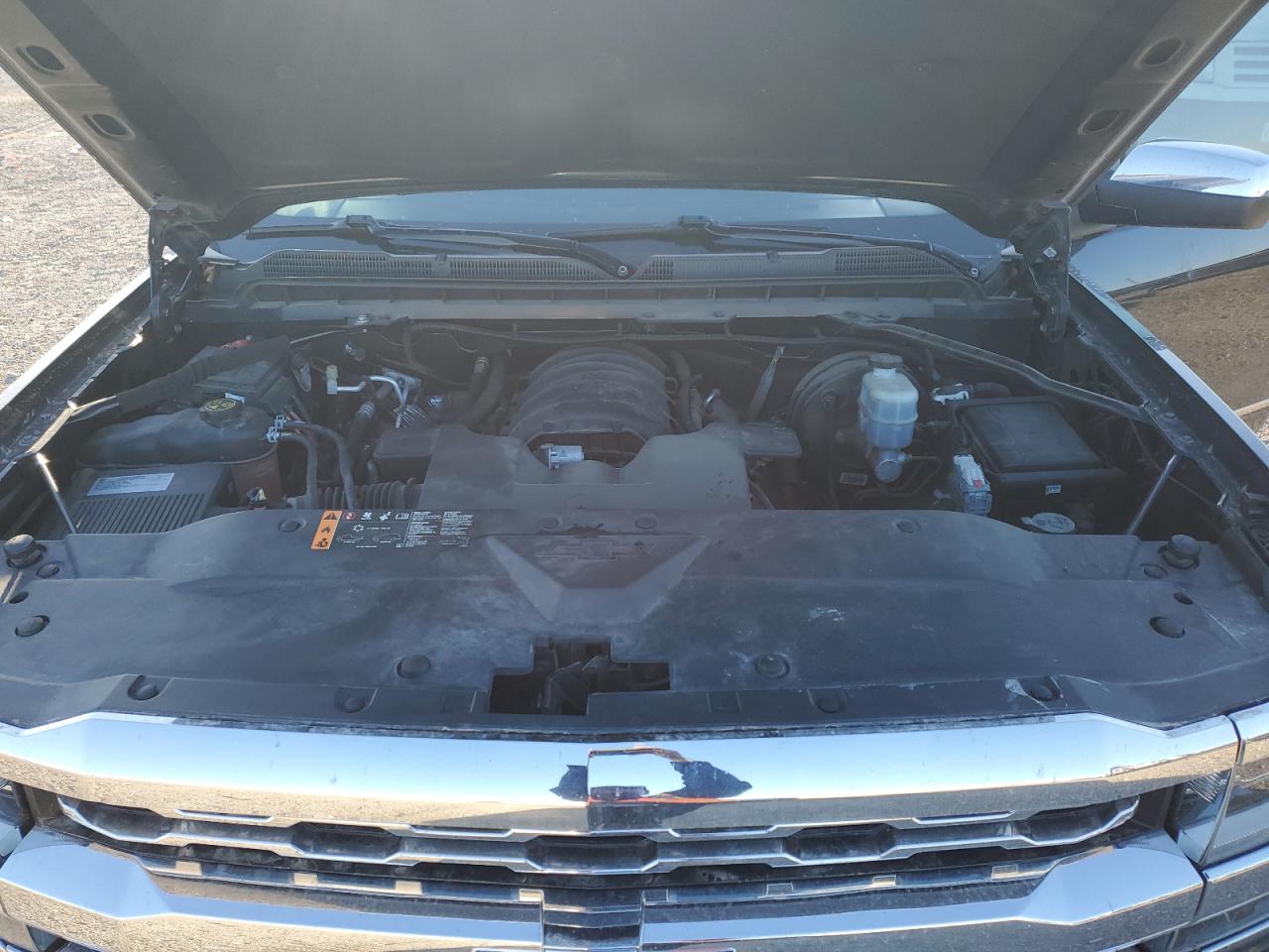 2018 Chevrolet Silverado VIN 3GCPCSEC9JG447637 Copart auction photo, side / minor dent/scratches damage thumbnail 11
