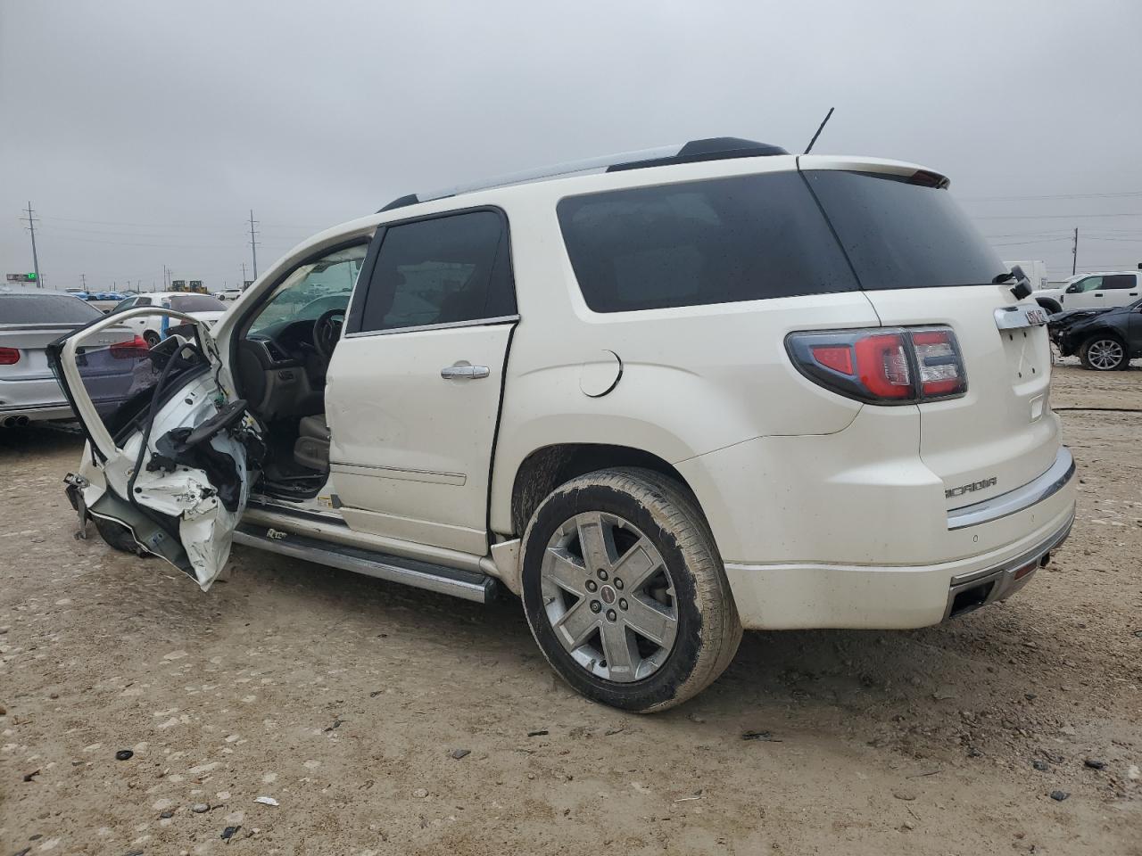 2014 GMC Acadia VIN 1GKKRTKD9EJ334789 Copart auction photo, side / front end damage thumbnail 2