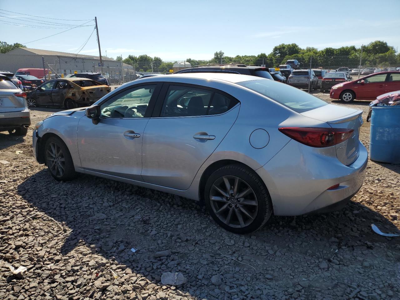 2018 Mazda 3 VIN 3MZBN1V33JM181075 Copart auction photo, front end damage thumbnail 2
