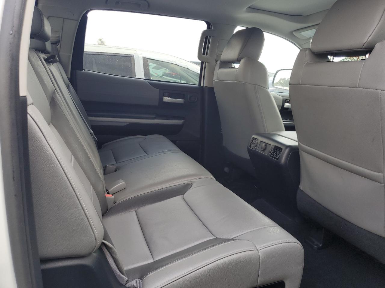 2018 Toyota Tundra VIN 5TFHW5F15JX699293 Copart auction photo, water/flood damage thumbnail 10