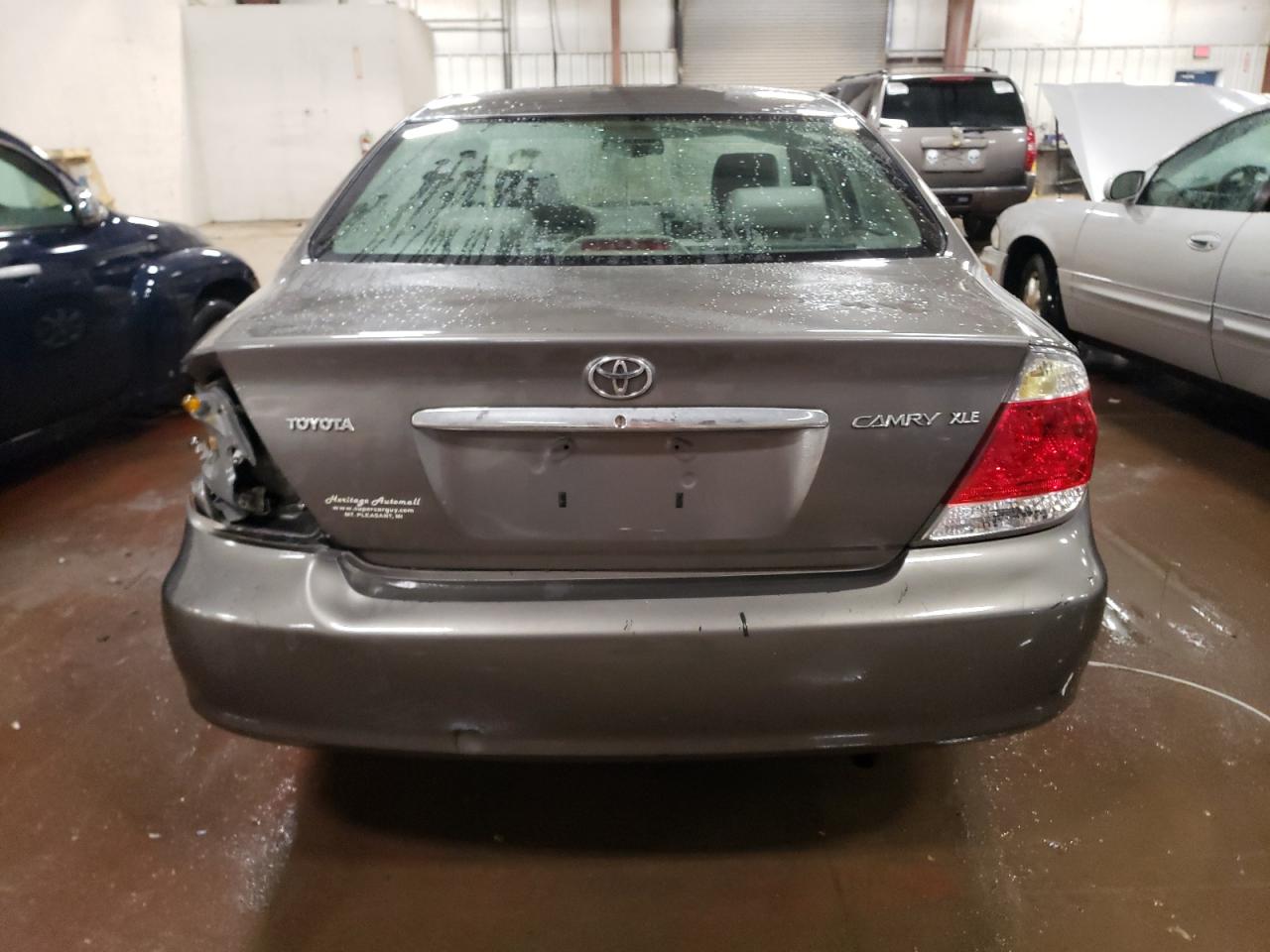 2005 Toyota Camry VIN 4T1BE32K85U505659 Copart auction photo, front end / rear end damage thumbnail 6