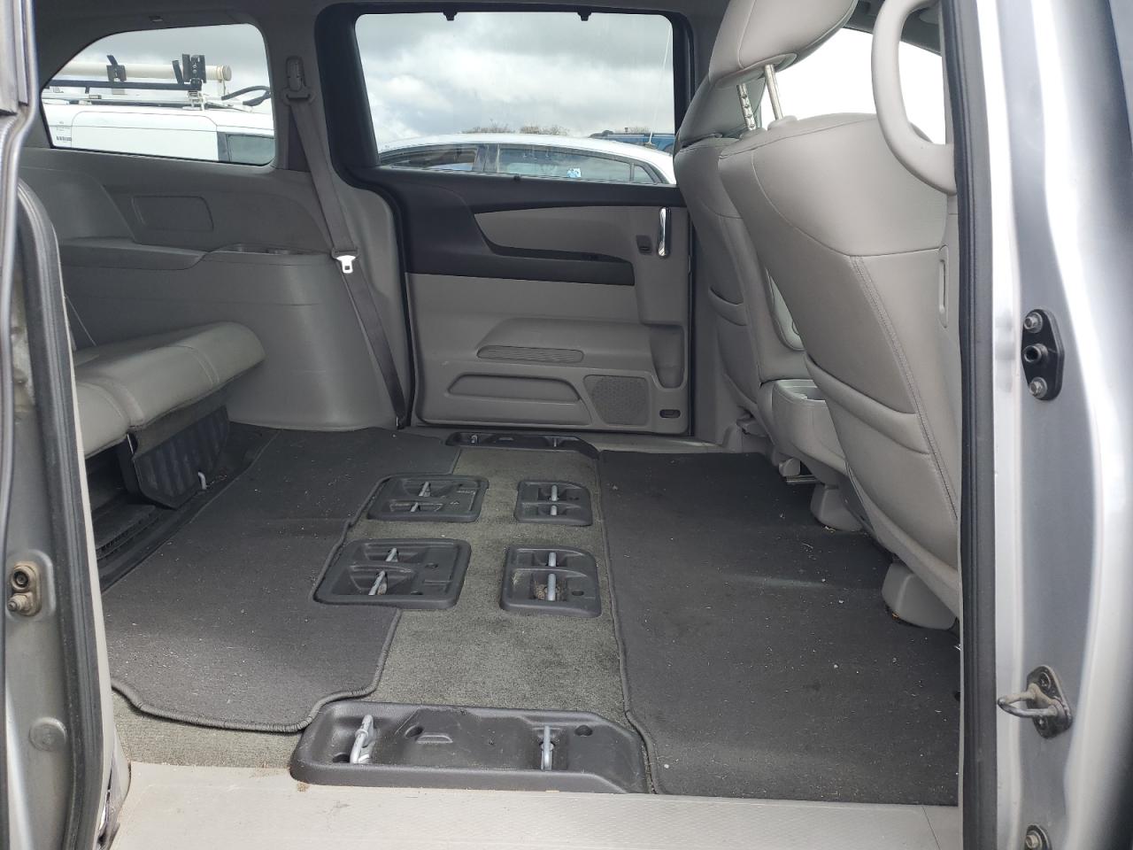 2016 Honda Odyssey VIN 5FNRL5H67GB122757 Copart auction photo, side damage thumbnail 11