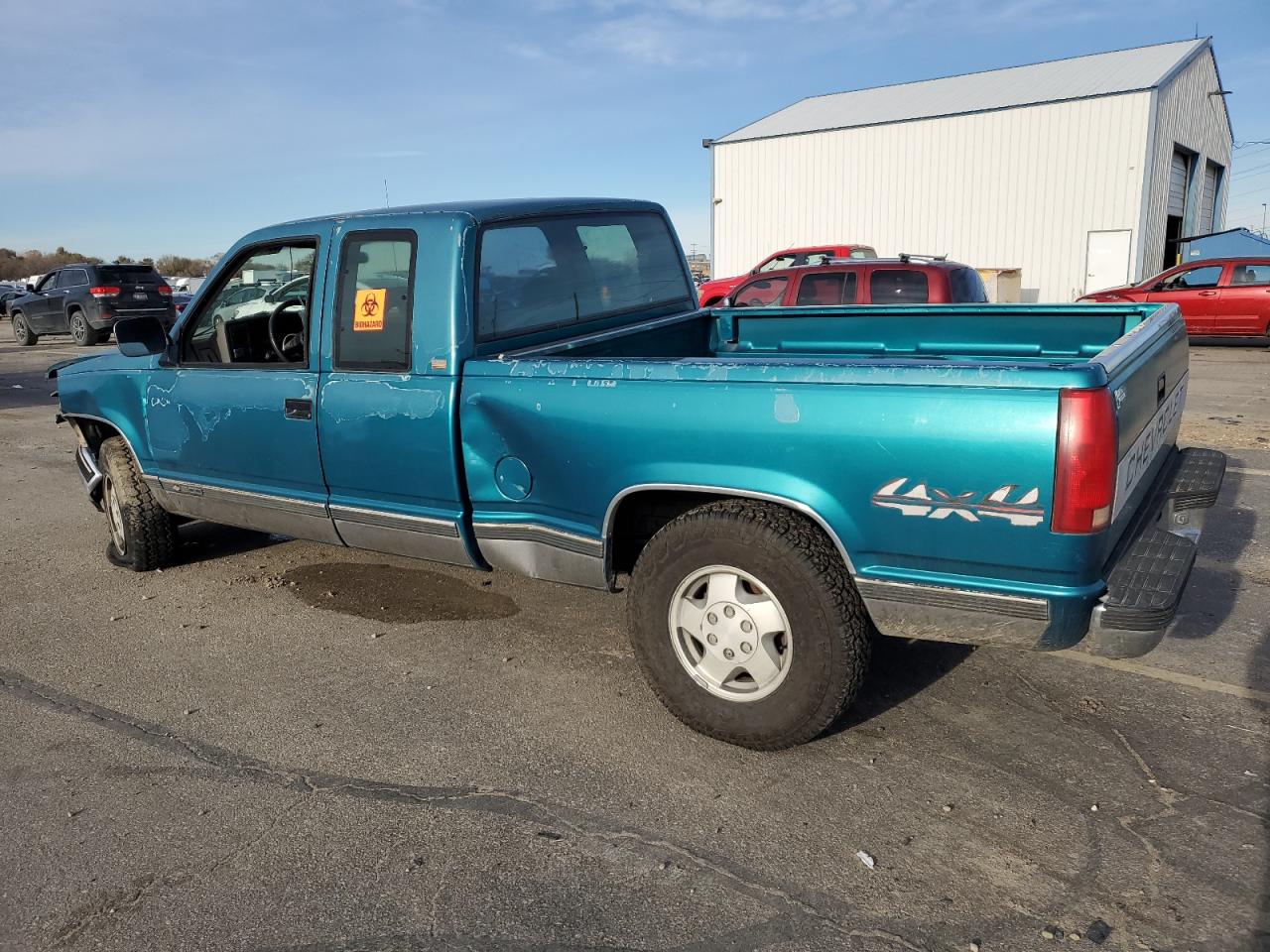 1993 Chevrolet GMT-400 VIN 2GCEK19Z2P1244688 Copart auction photo, front end / mechanical damage thumbnail 2