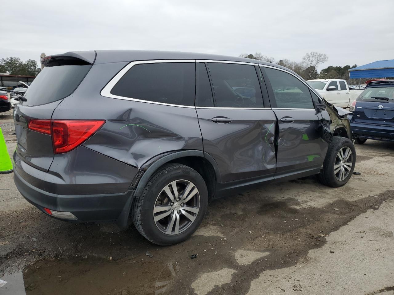 2017 Honda Pilot VIN 5FNYF5H56HB021933 Copart auction photo, all over damage thumbnail 3
