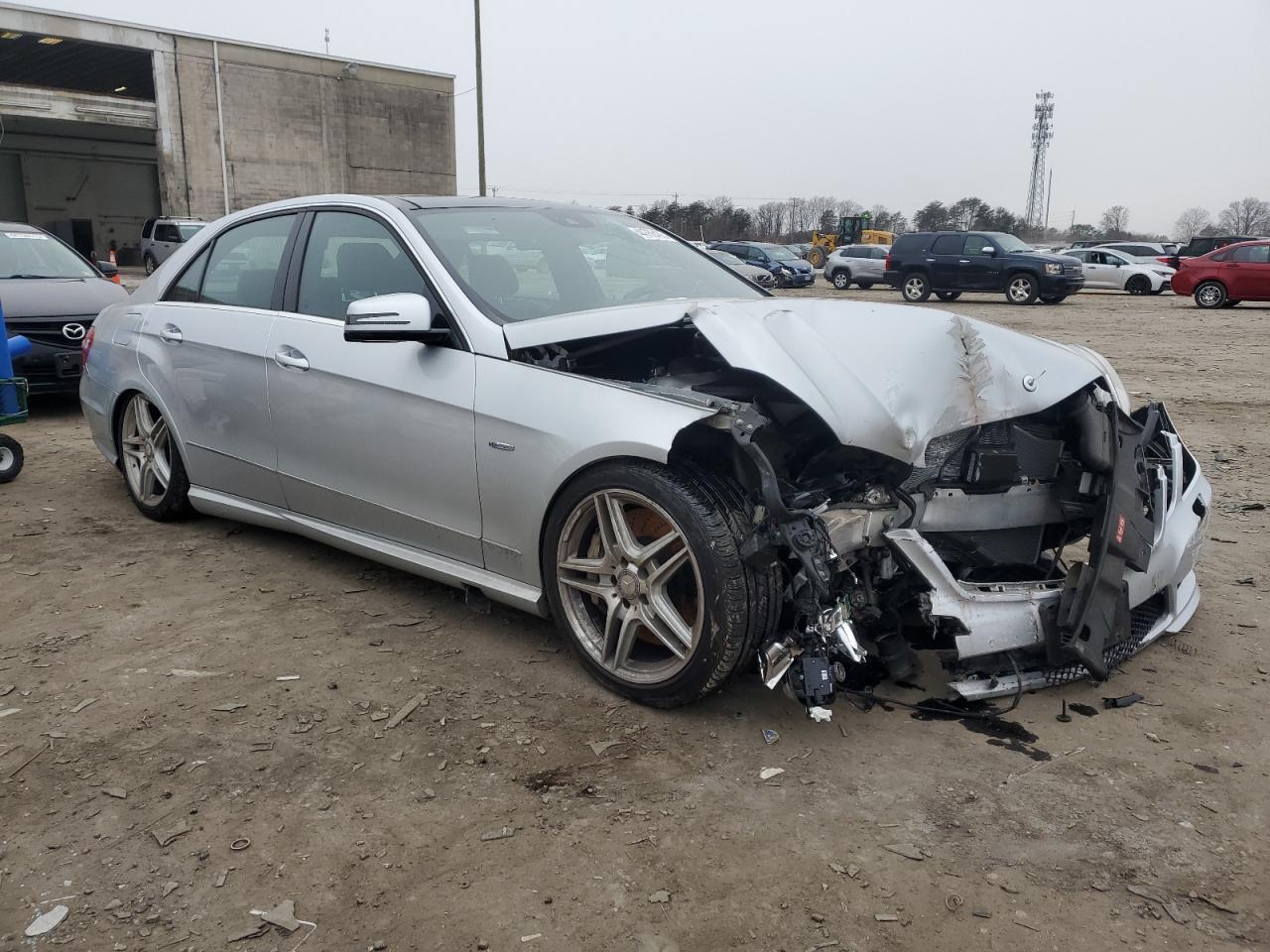 2012 Mercedes-Benz E-klasse VIN WDDHF9BBXCA551965 Copart auction photo, front end / minor dent/scratches damage thumbnail 4