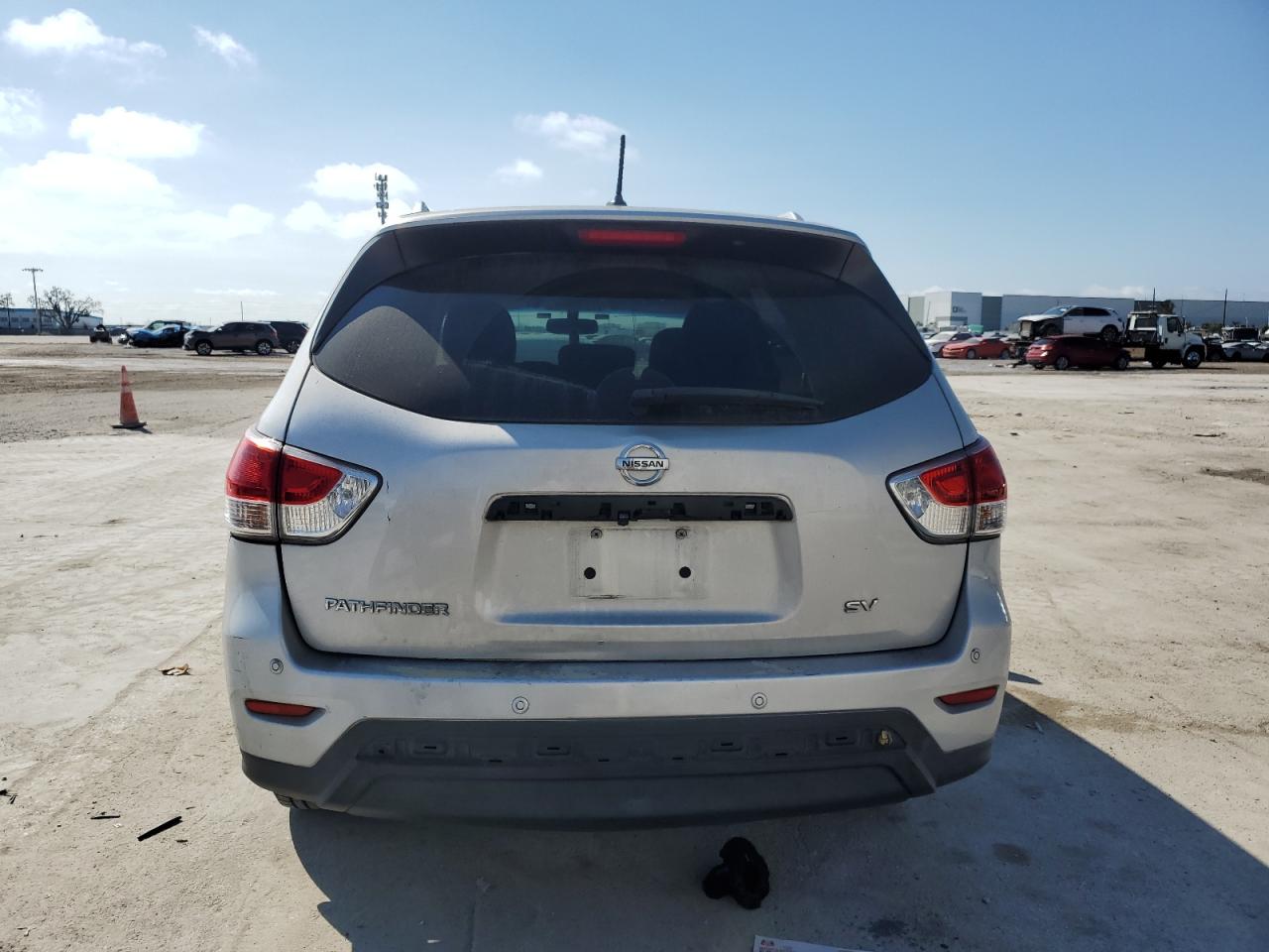 2015 Nissan Pathfinder VIN 5N1AR2MN4FC686395 Copart auction photo, front end damage thumbnail 6