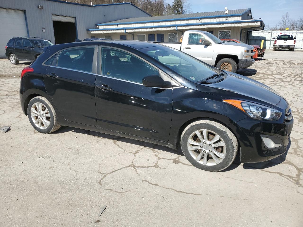 2013 Hyundai Elantra VIN KMHD35LE9DU026152 Copart auction photo, front end / side damage thumbnail 4
