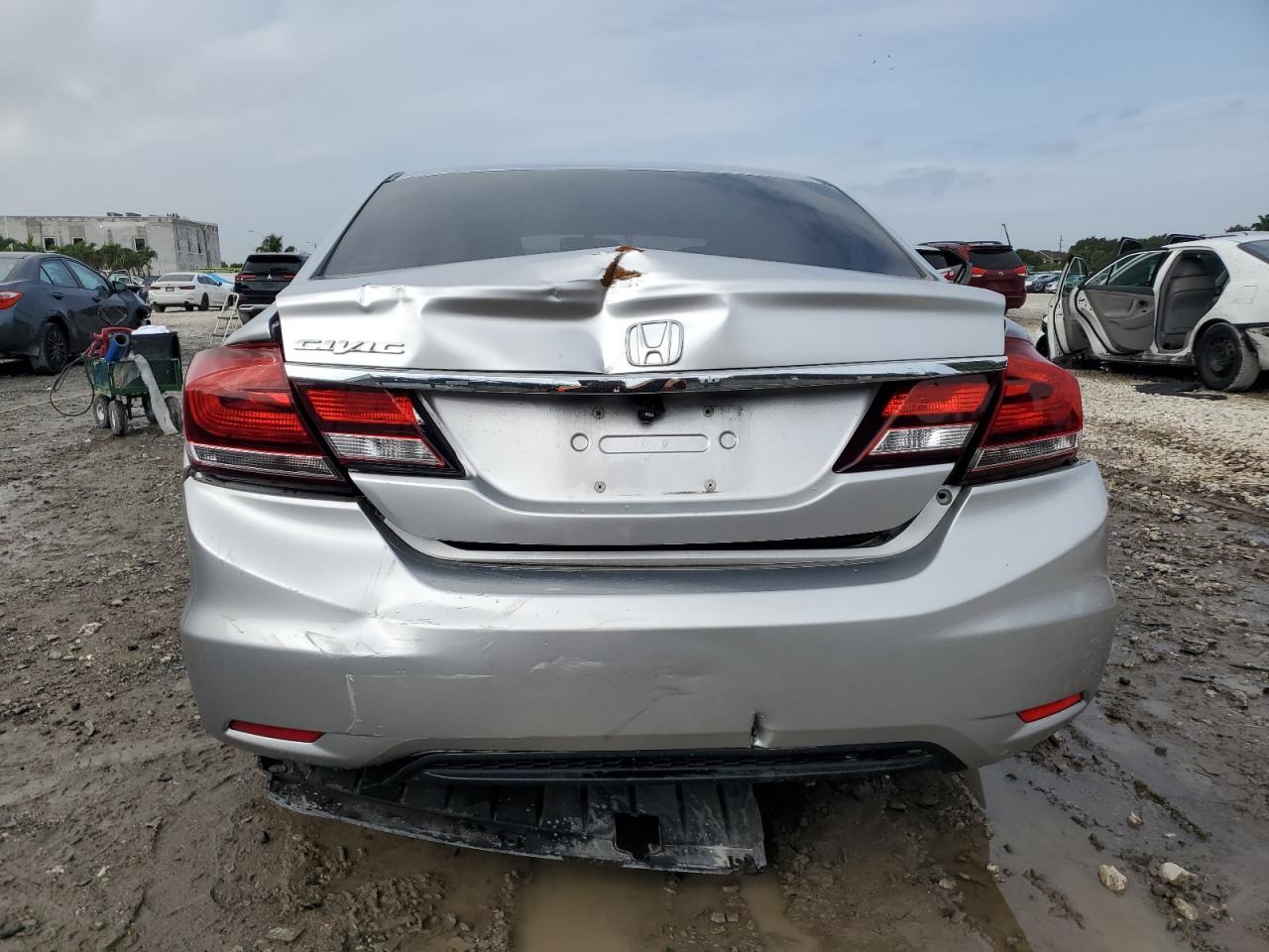 2015 Honda Civic VIN 2HGFB2F59FH509464 Copart auction photo, rear end / minor dent/scratches damage thumbnail 6