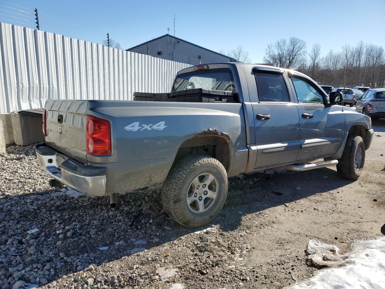 2006 Dodge Dakota VIN 1D7HW48K56S708147 Copart auction photo, front end / side damage thumbnail 3
