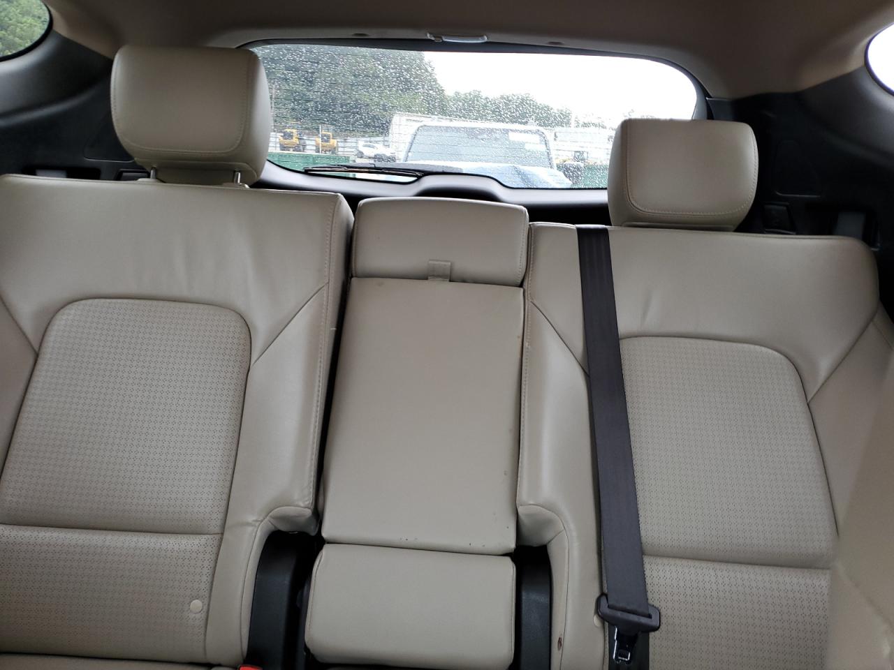 2013 Hyundai Santa Fe VIN 5XYZU3LA5DG082969 Copart auction photo, front end / minor dent/scratches damage thumbnail 10