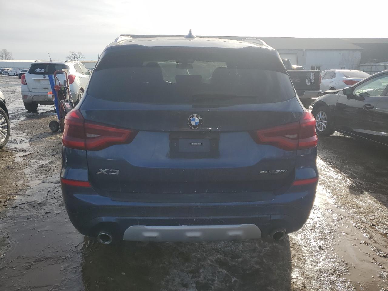 2021 BMW X3 VIN 5UXTY5C02M9F24249 Copart auction photo, front end / side damage thumbnail 6