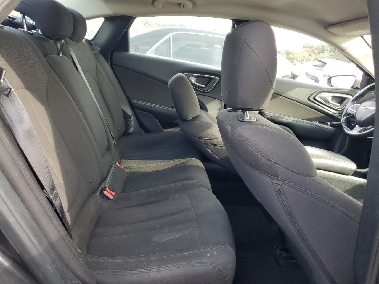 2015 Chrysler 200 VIN 1C3CCCABXFN682505 Copart auction photo, side / minor dent/scratches damage thumbnail 10