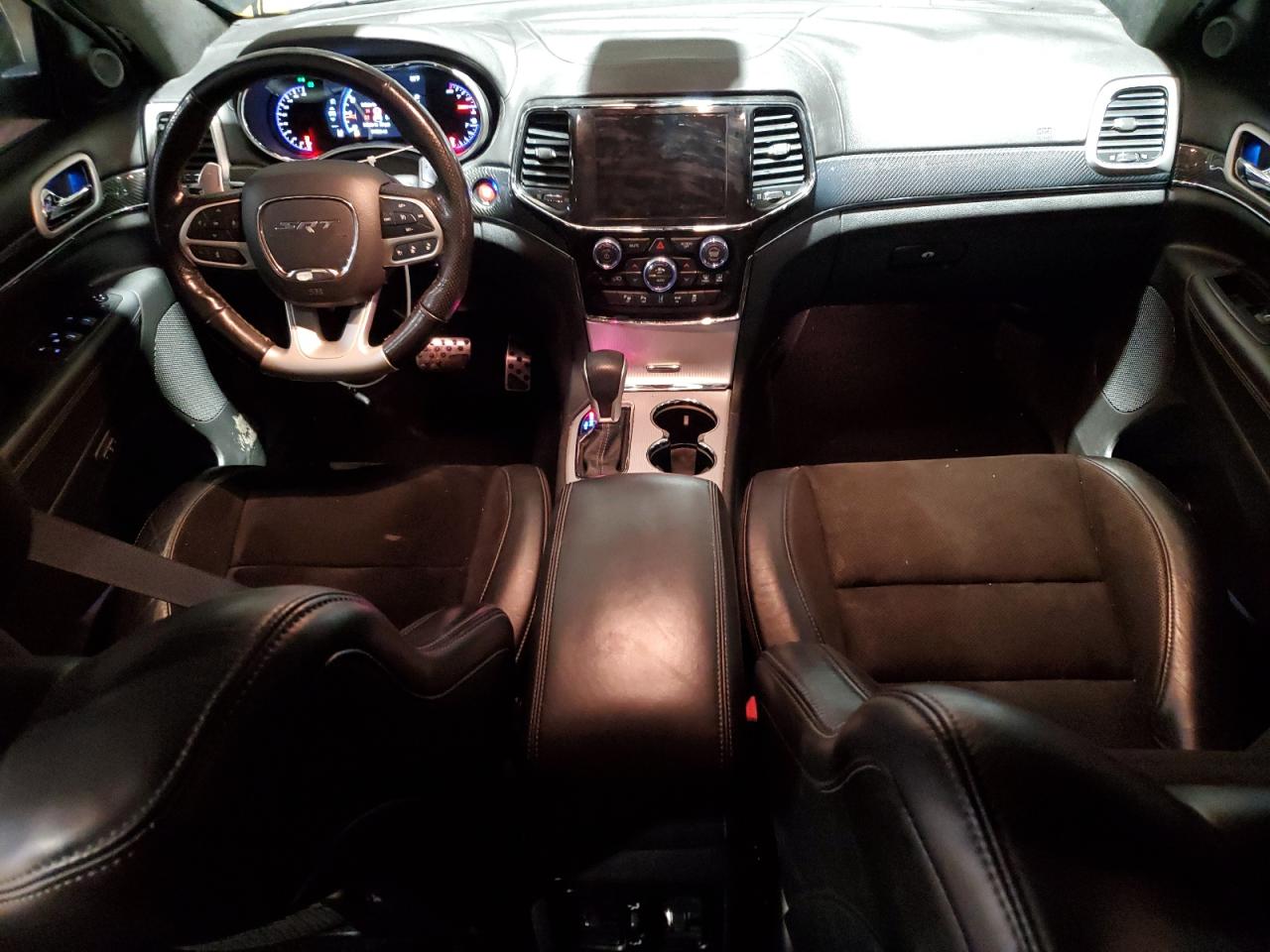 2019 Jeep Grand Cherokee VIN 1C4RJFDJ9KC697549 Copart auction photo, vandalism damage thumbnail 8