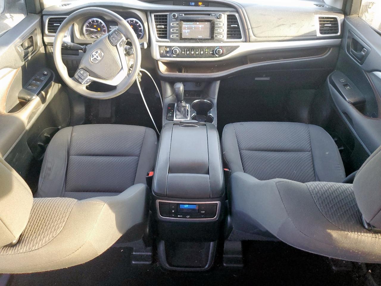 2016 Toyota Highlander VIN 5TDZKRFHXGS179884 Copart auction photo, front end / side damage thumbnail 8