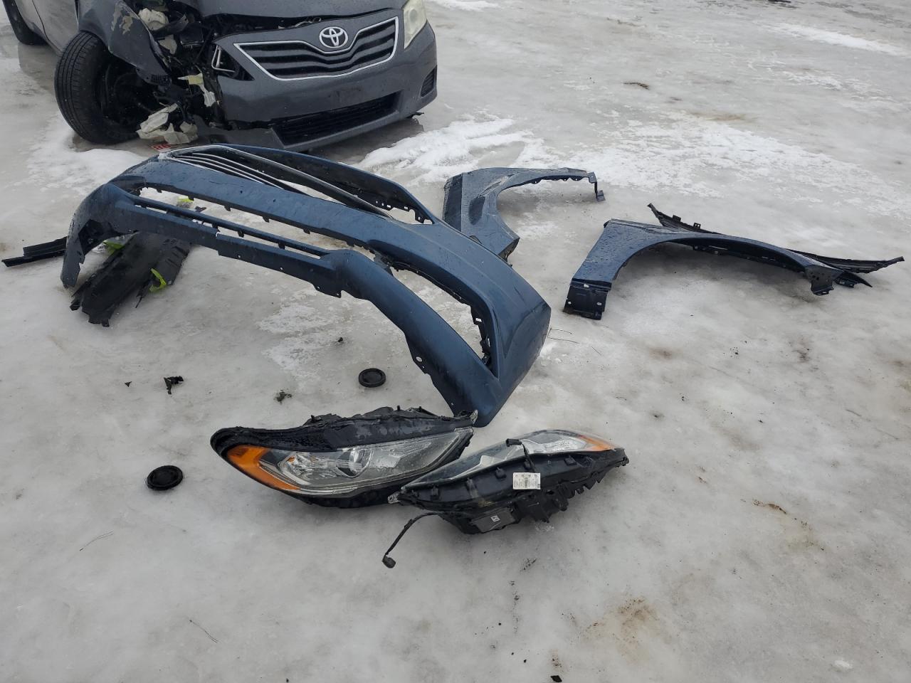 2018 Ford Fusion VIN 3FA6P0LU5JR197324 Copart auction photo, front end damage thumbnail 12