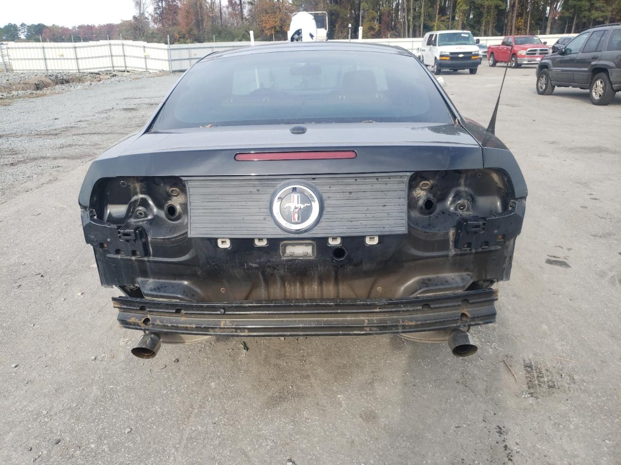 2013 Ford Mustang VIN 1ZVBP8AMXD5255927 Copart auction photo, rear end damage thumbnail 6